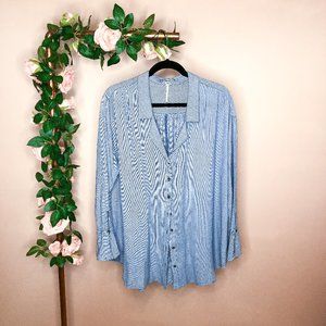 3/$30 Free People White and Blue Button Down